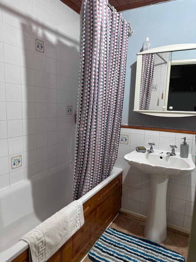 77 Blenheim Road Apartamento Northolt  Exterior foto